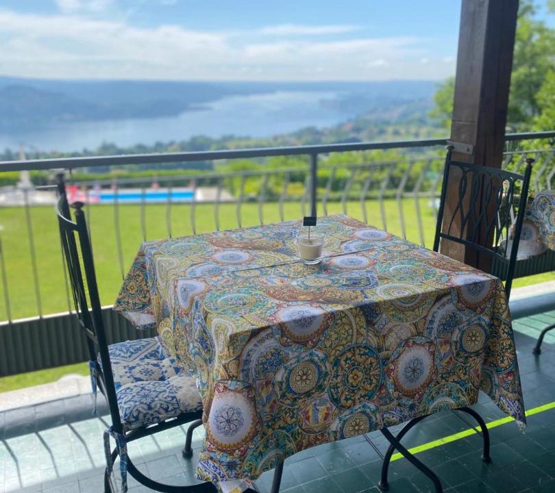Photo of Patio Balcony in Nebbiuno