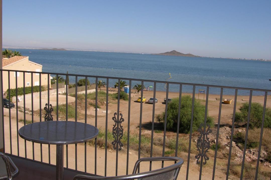 Photo of Patio Balcony in Los Nietos