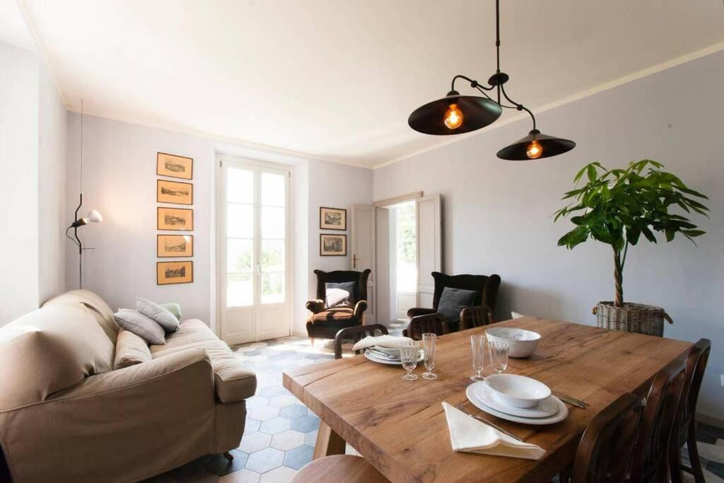 Photo of Livingroom in Moltrasio