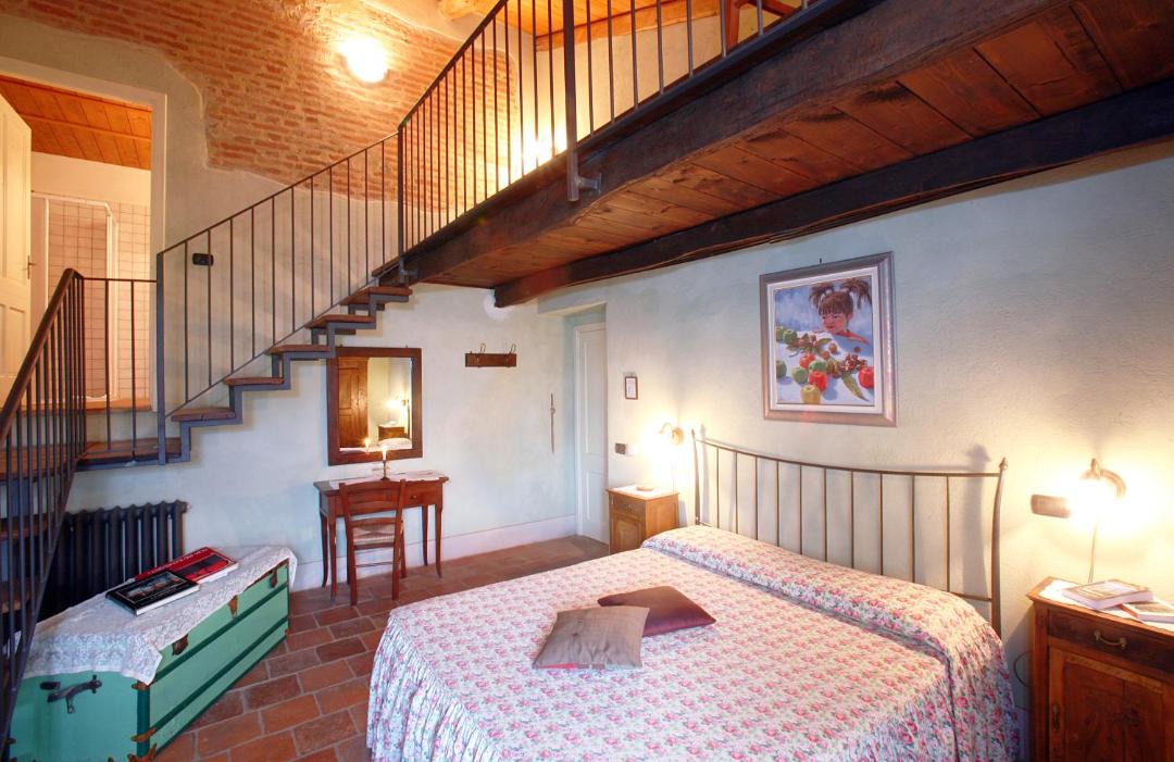 Photo of Others in Barolo