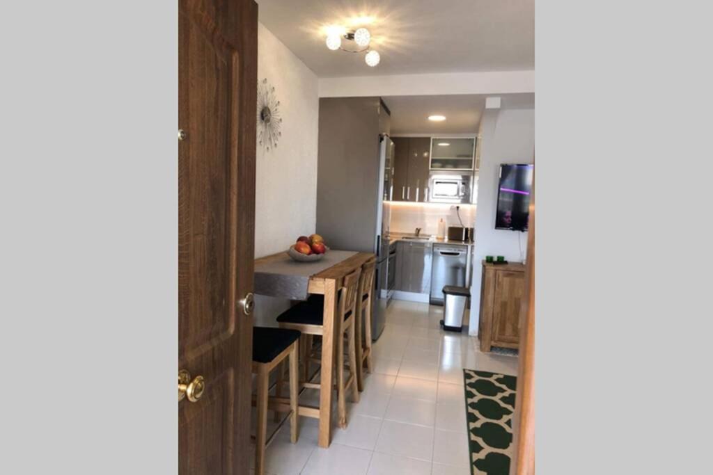Photo of Livingroom in Los Altos