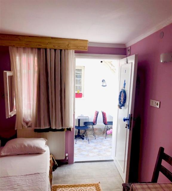 Photo of Bedroom in Adalar