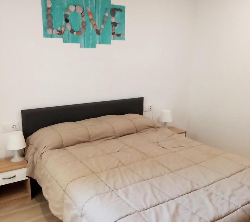 Photo of Bedroom in Roses Town Center