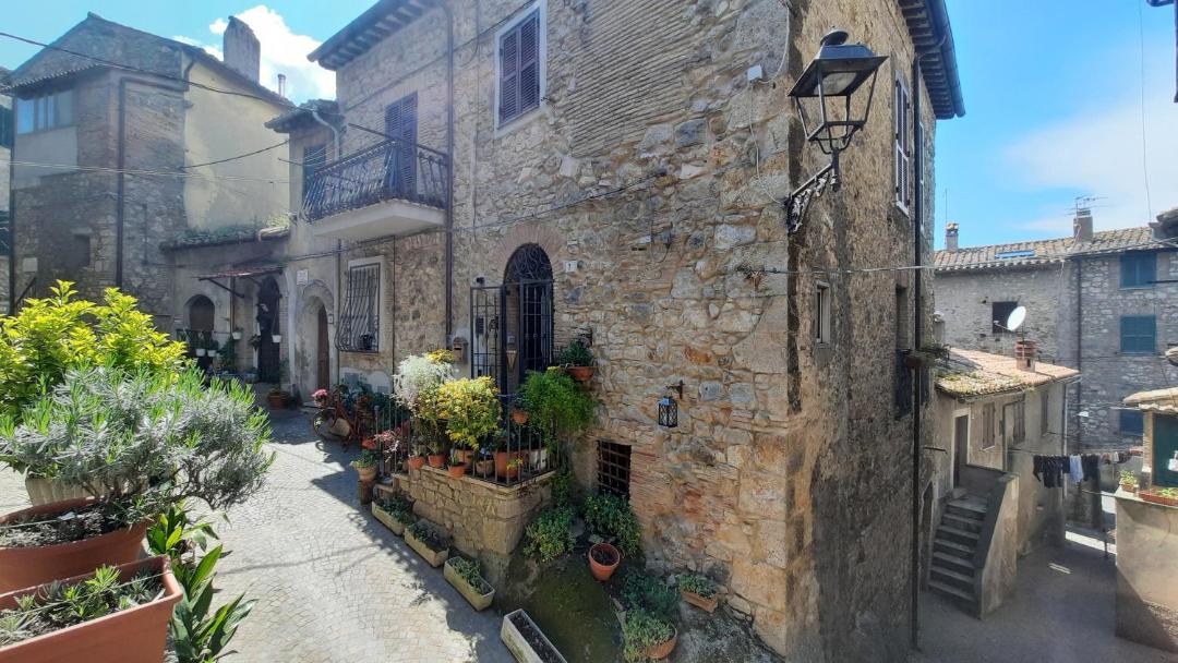 Photo of Buildings in Tolfa