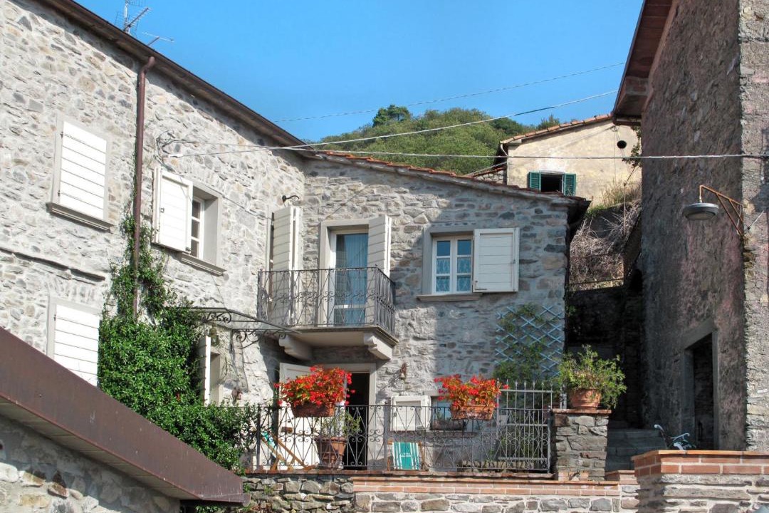 Photo of Others in Tresana