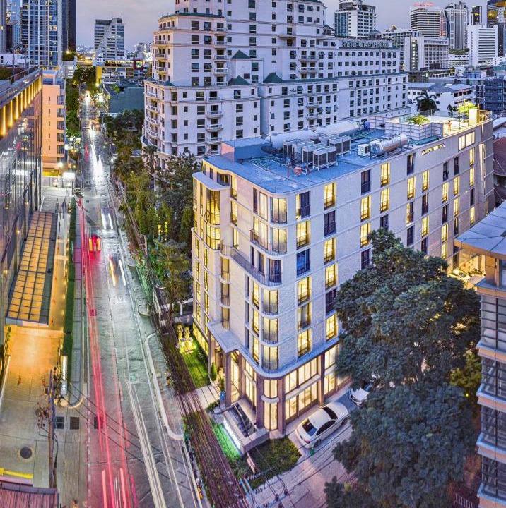 Photo of Buildings in Ploenchit