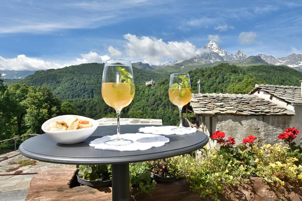 Photo of Patio Balcony in Ostana