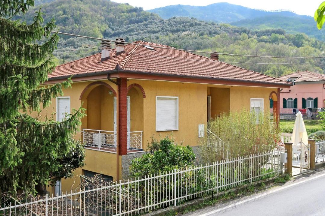Photo of Buildings in Rossi