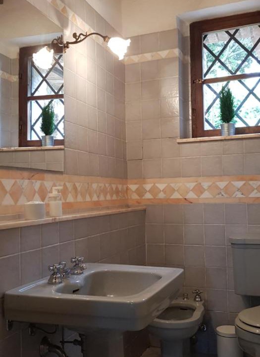 Photo of Bathroom in Murlo