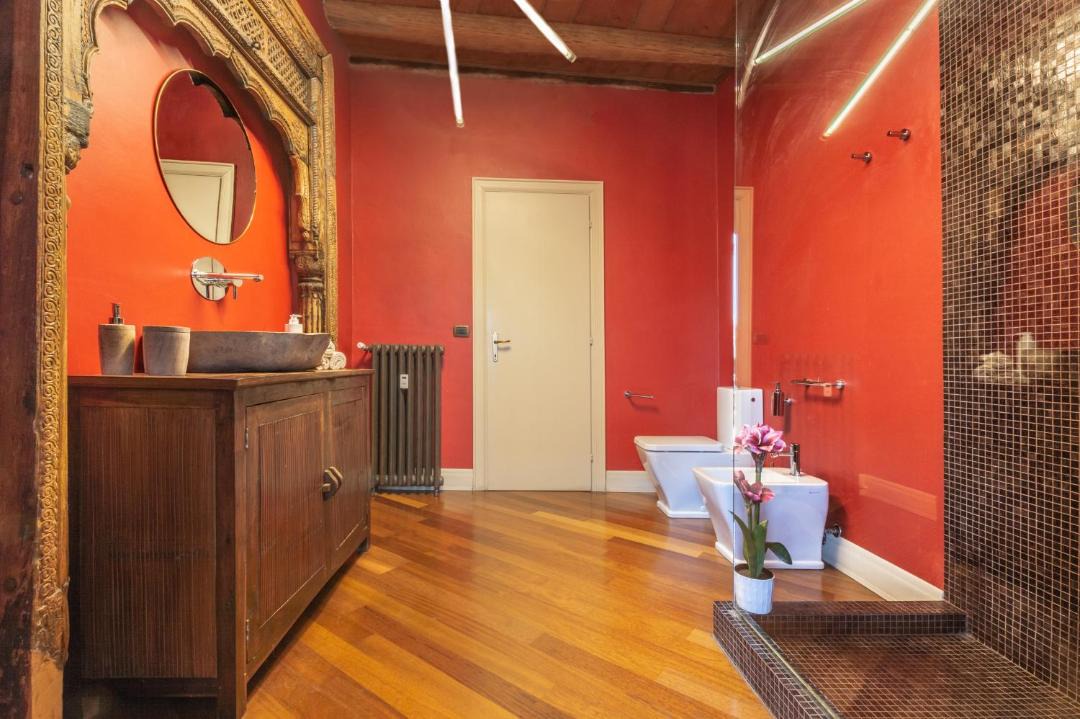 Photo of Bathroom in Historic Centre