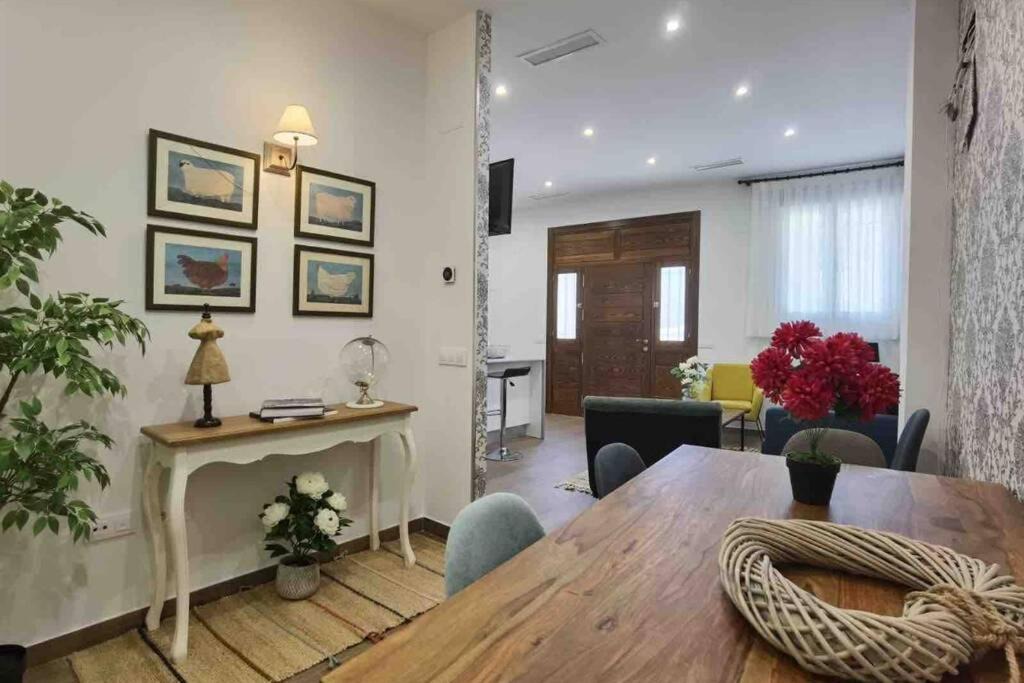 Photo of Livingroom in Toledo City Center