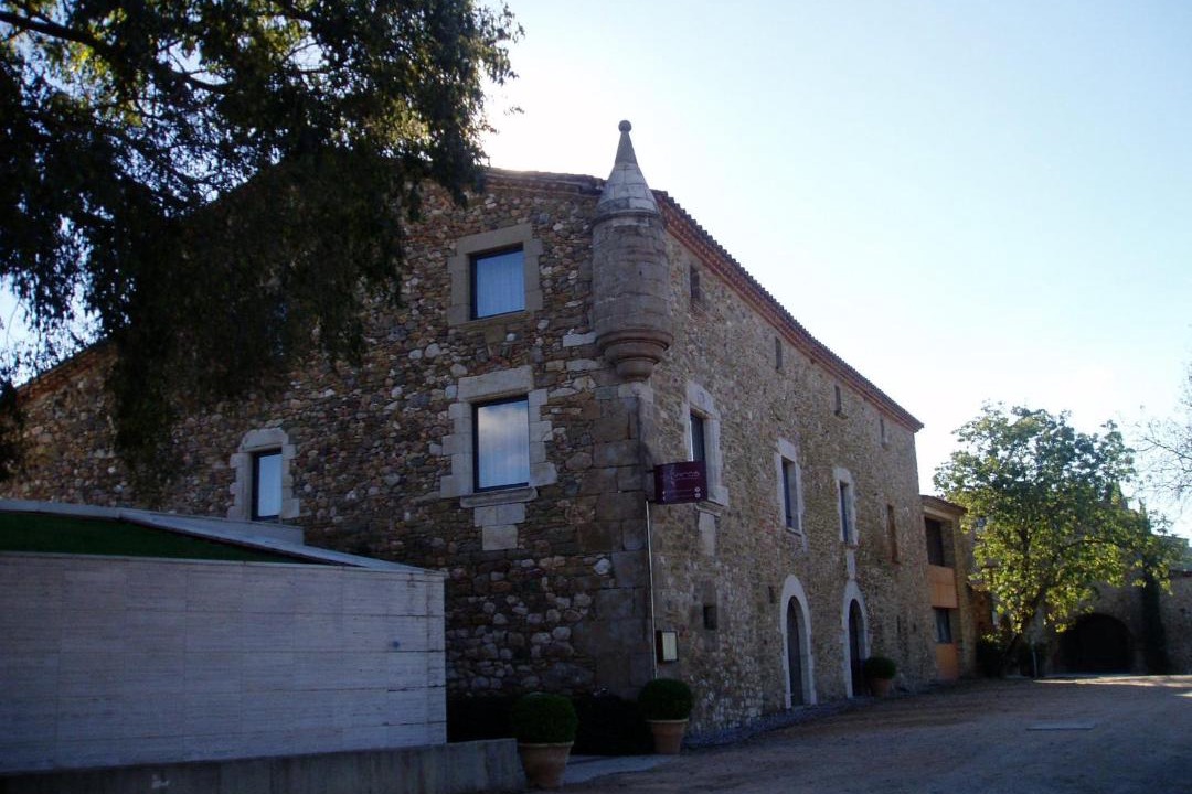 Photo of Buildings in Monells