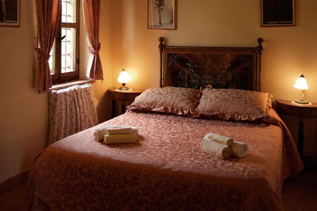 Photo of Bedroom in Todi