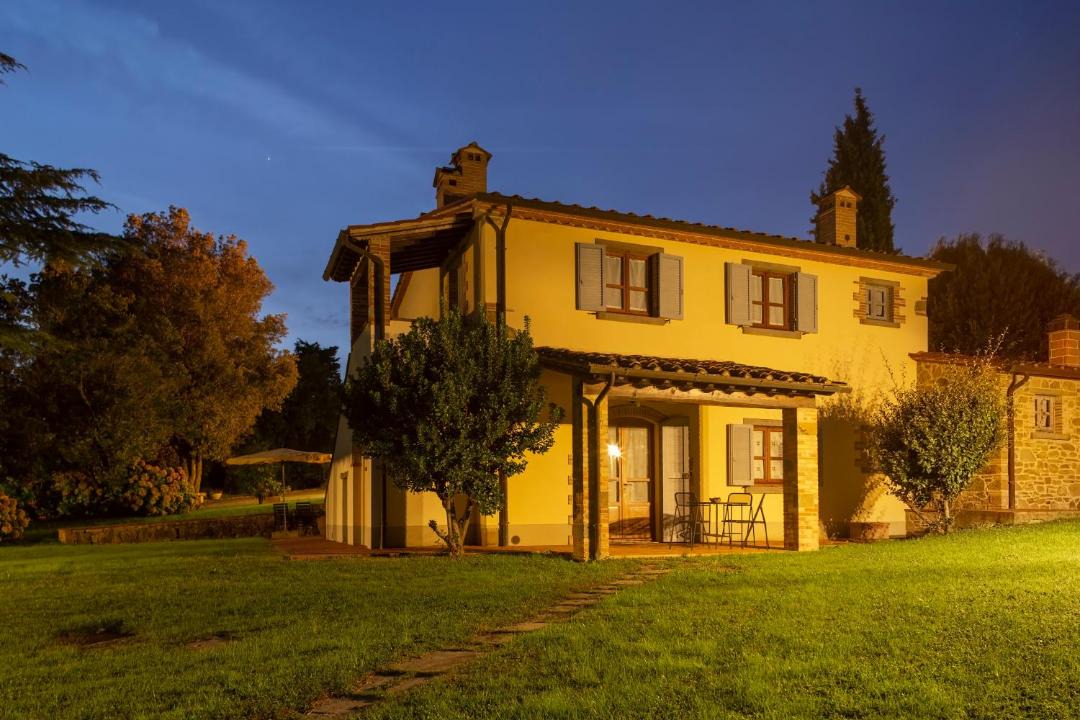 Photo of Buildings in Torre A Castello