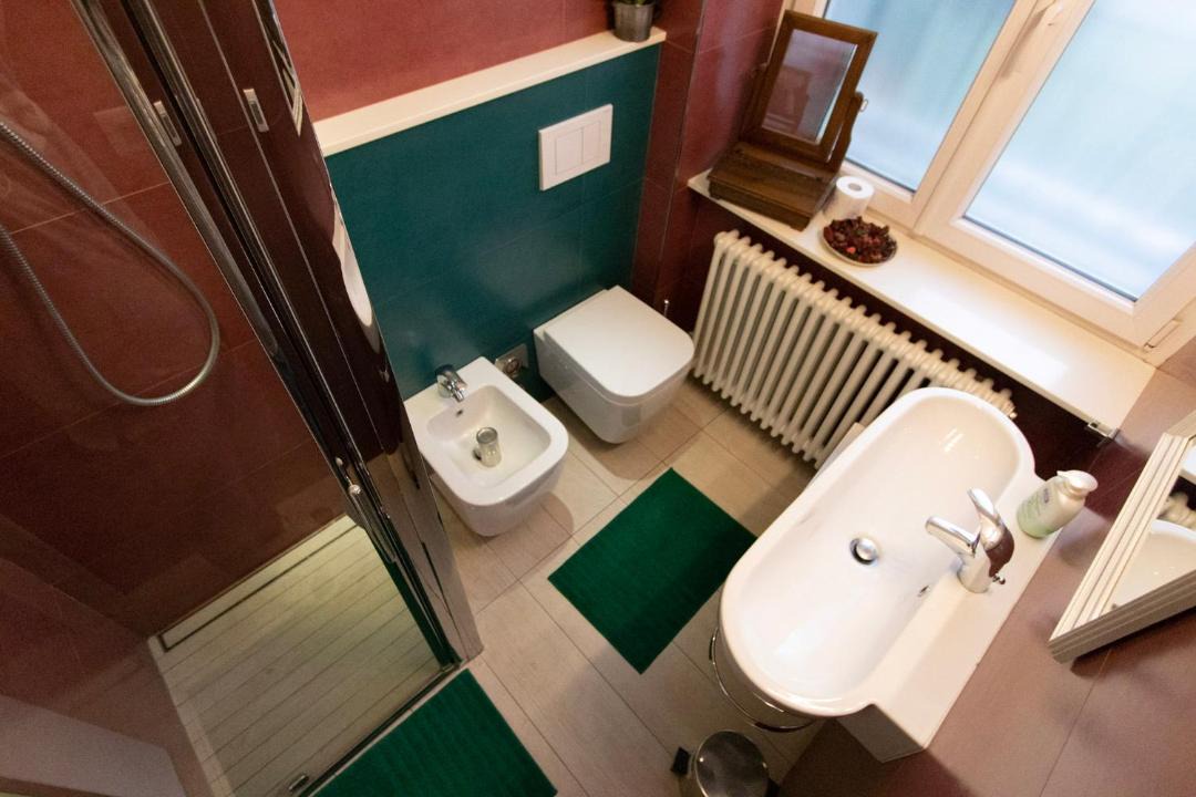 Photo of Bathroom in Historic Centre
