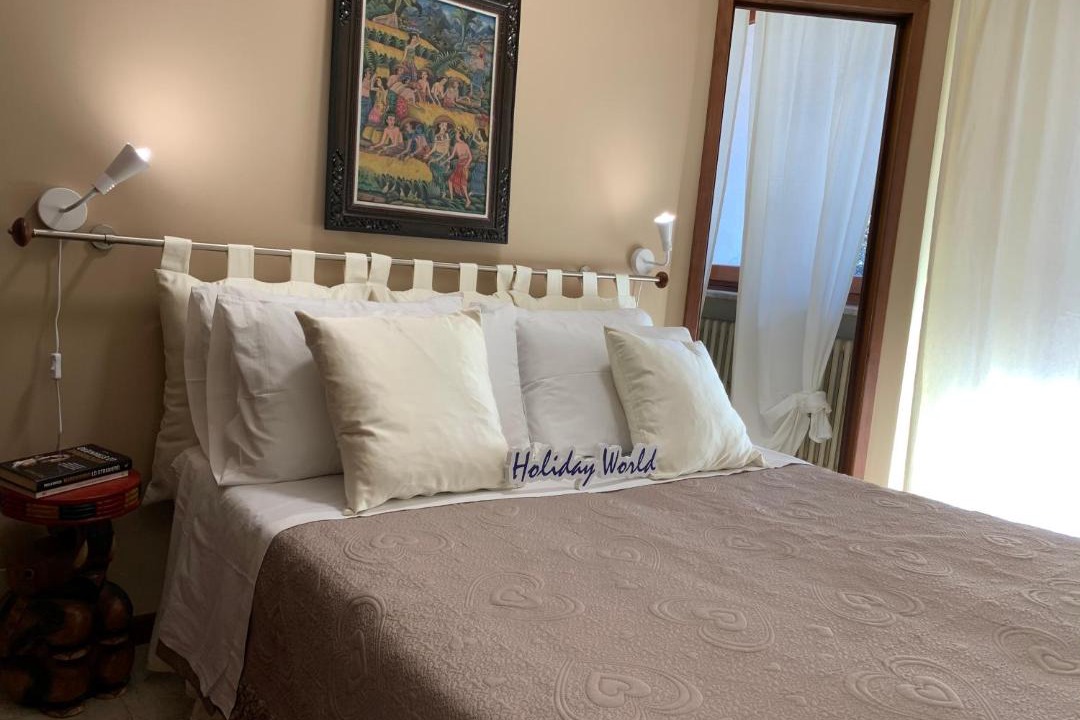 Photo of Bedroom in Mirafiori