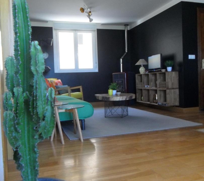 Photo of Livingroom in Urraul Bajo