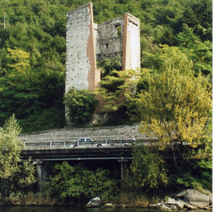 Photo of Buildings in Abbadia Lariana