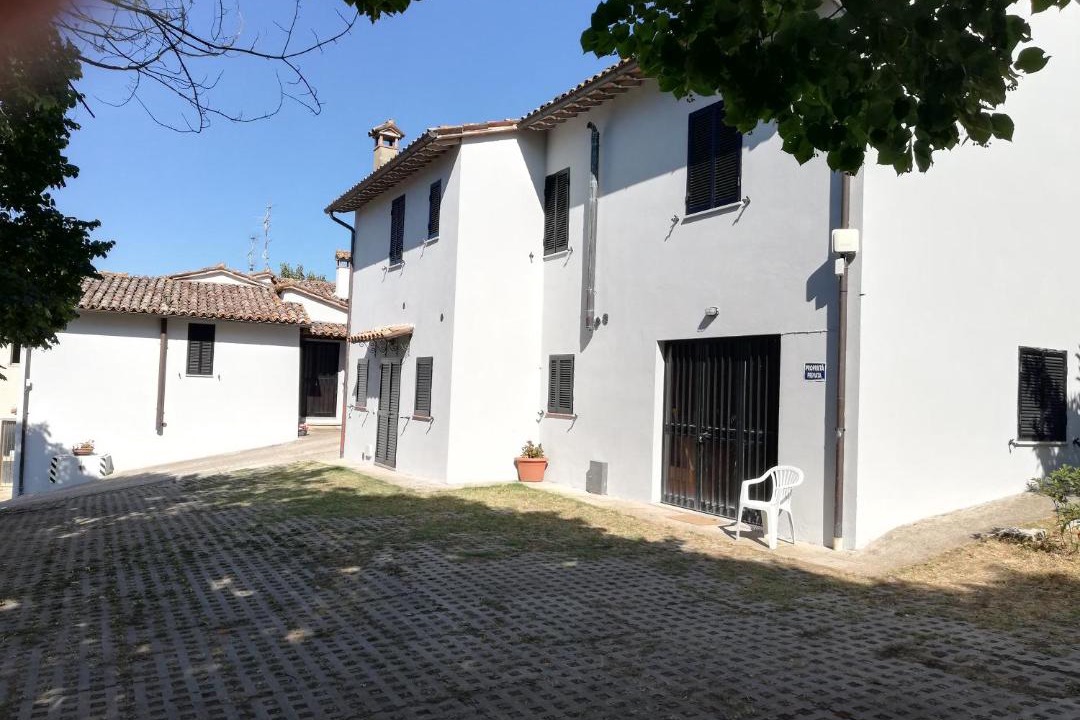 Photo of Buildings in Todi