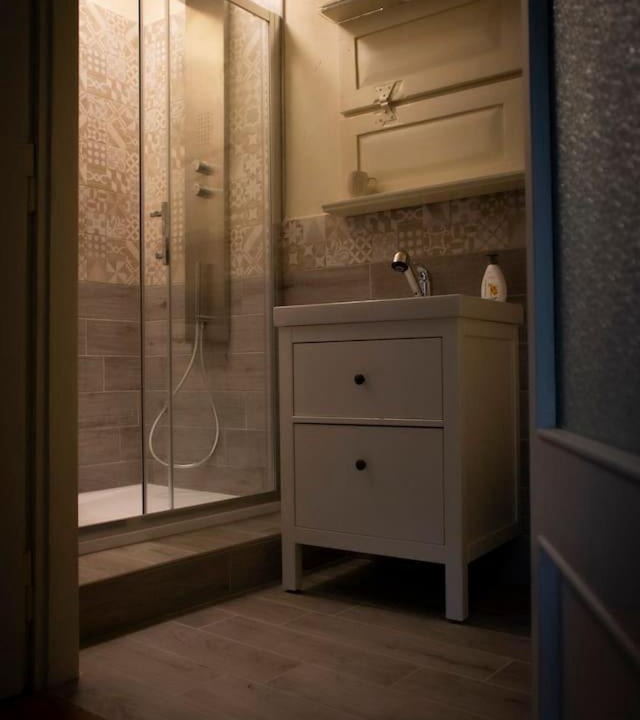 Photo of Bathroom in Lu
