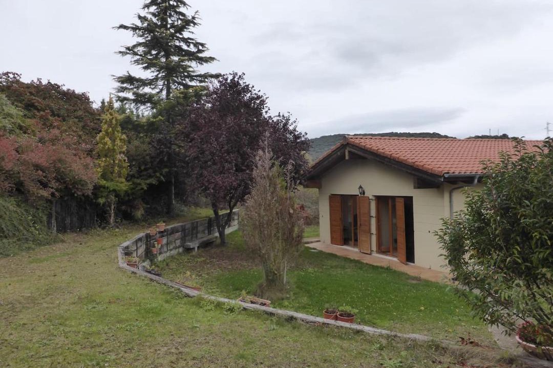 Photo of Buildings in Pobes