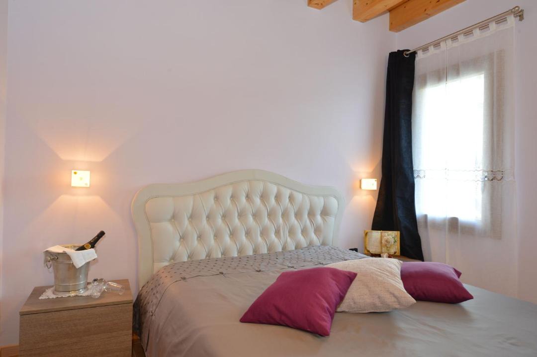 Photo of Bedroom in Arcole