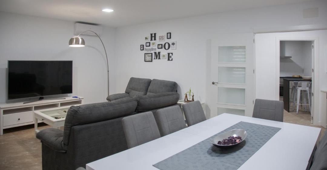 Photo of Livingroom in Toledo City Center
