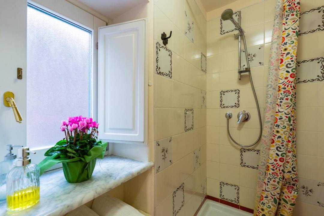Photo of Bathroom in Rione Duomo