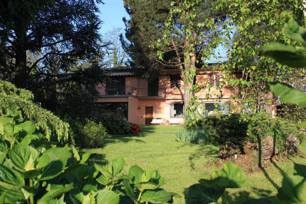 Photo of Buildings in Lurago d'Erba