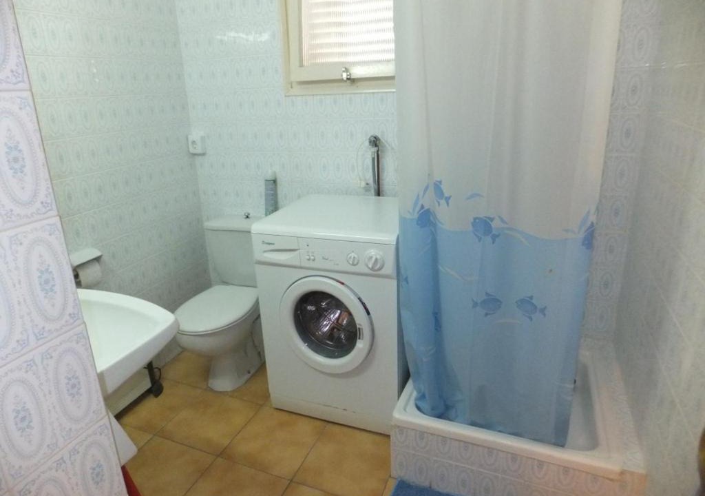 Photo of Bathroom in Roses Town Center
