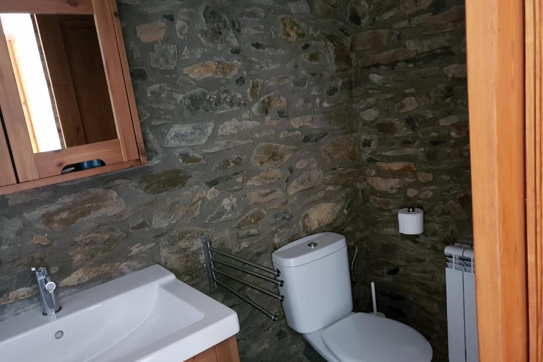 Photo of Bathroom in Toses