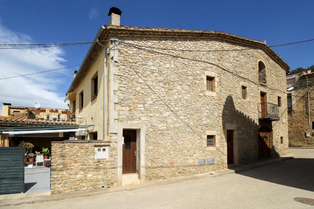 Photo of Buildings in Colomers