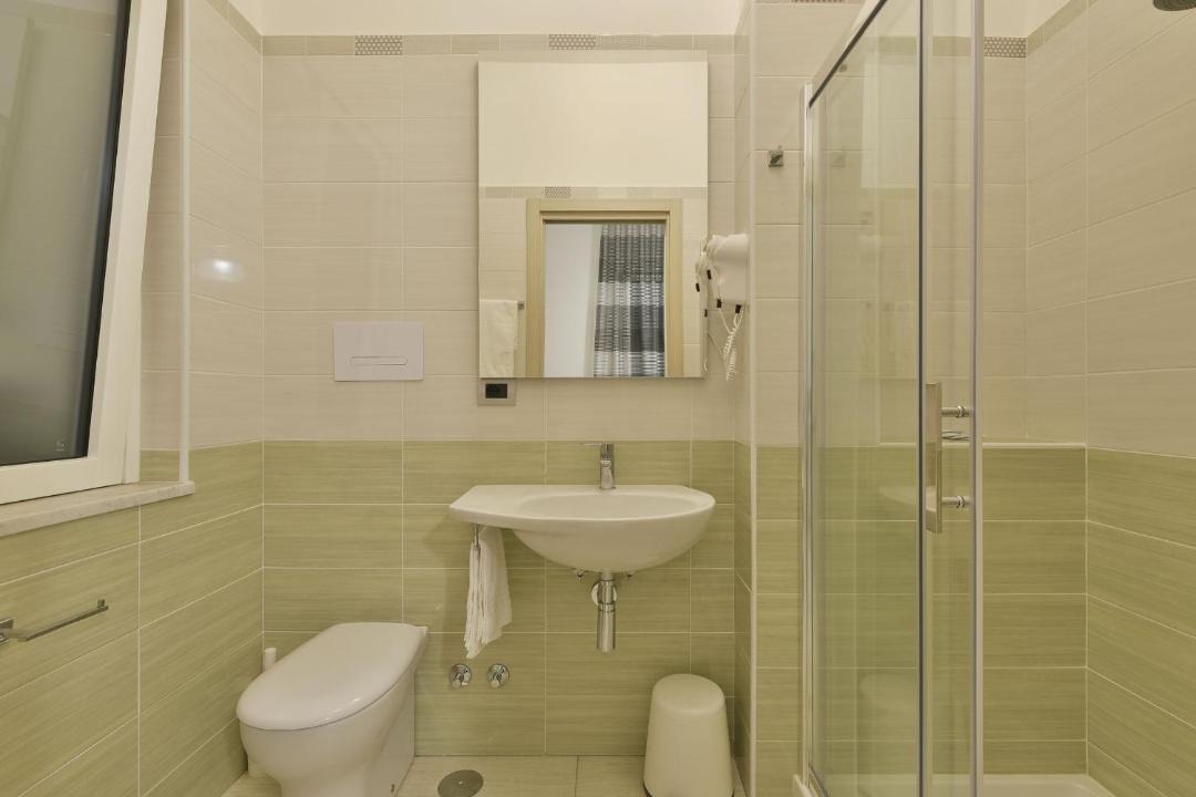 Photo of Bathroom in Laura
