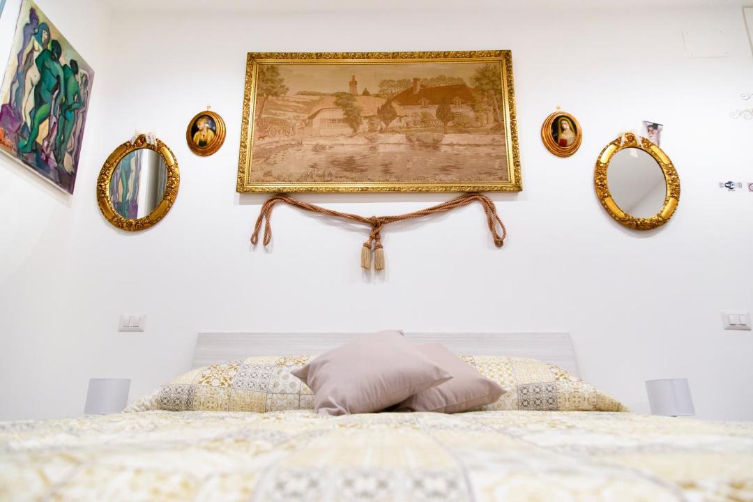 Photo of Bedroom in Posillipo