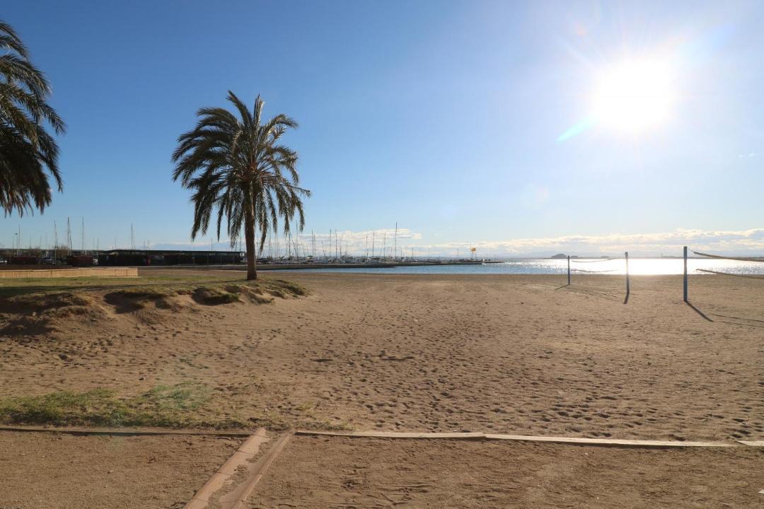 Photo of Outdoor in Roses Town Center