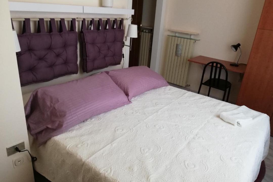 Photo of Bedroom in Rende