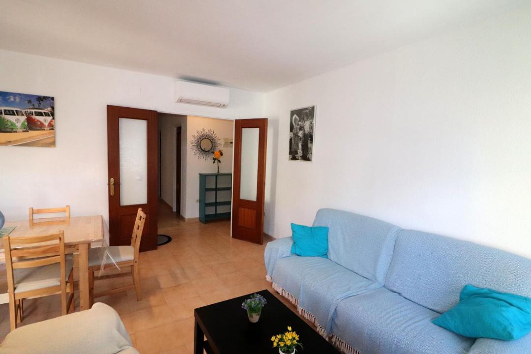 Photo of Livingroom in Roses Town Center