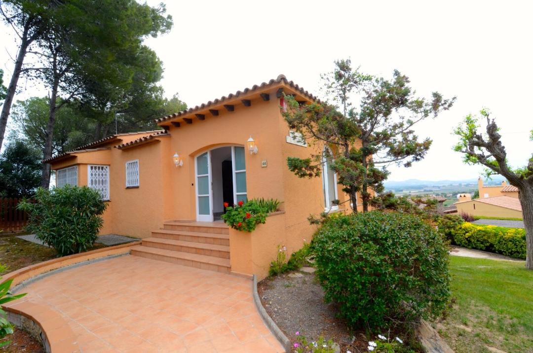 Photo of Buildings in Torroella de Montgri