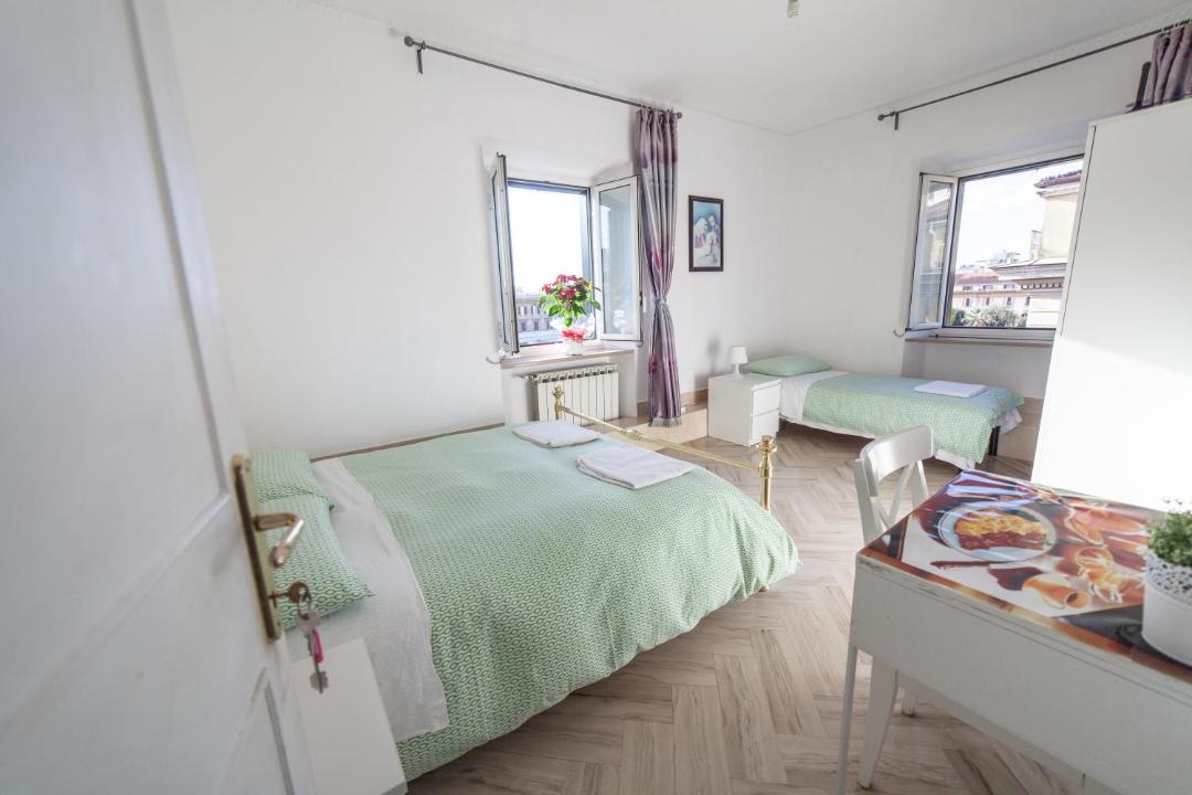 Photo of Bedroom in Esquilino