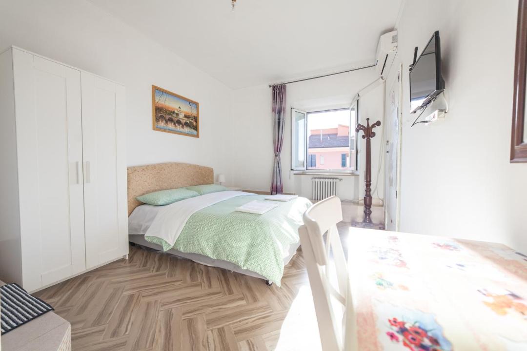Photo of Bedroom in Esquilino