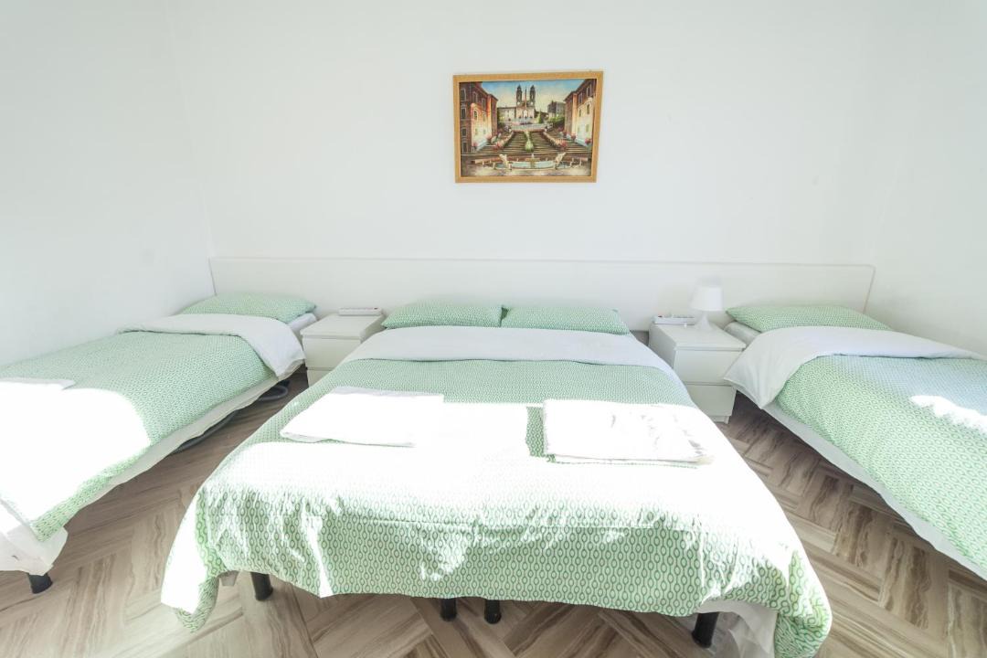 Photo of Bedroom in Esquilino