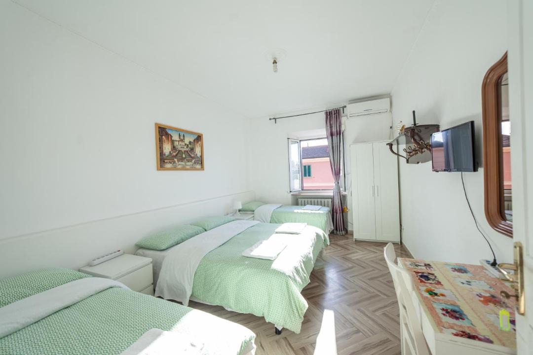 Photo of Bedroom in Esquilino