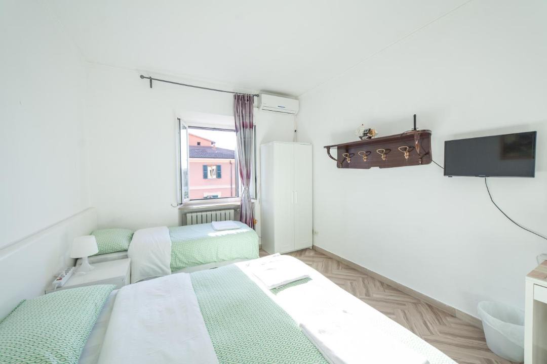 Photo of Bedroom in Esquilino