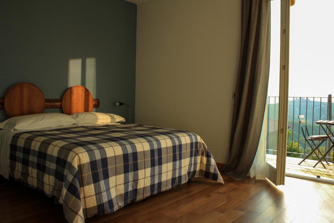 Photo of Bedroom in Neive