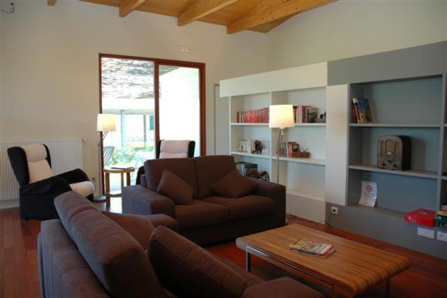Photo of Others in Maia de Montcal