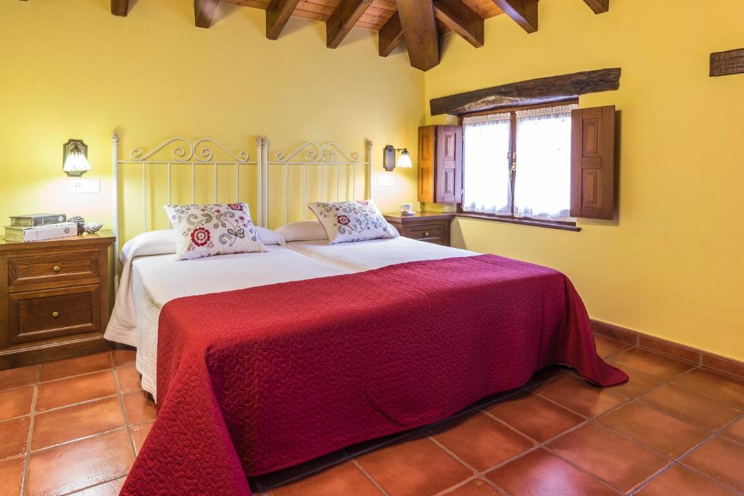 Photo of Bedroom in Allande