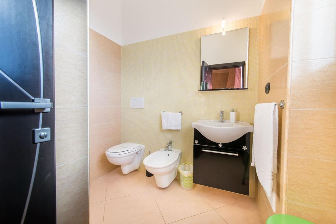 Photo of Bathroom in Alliste