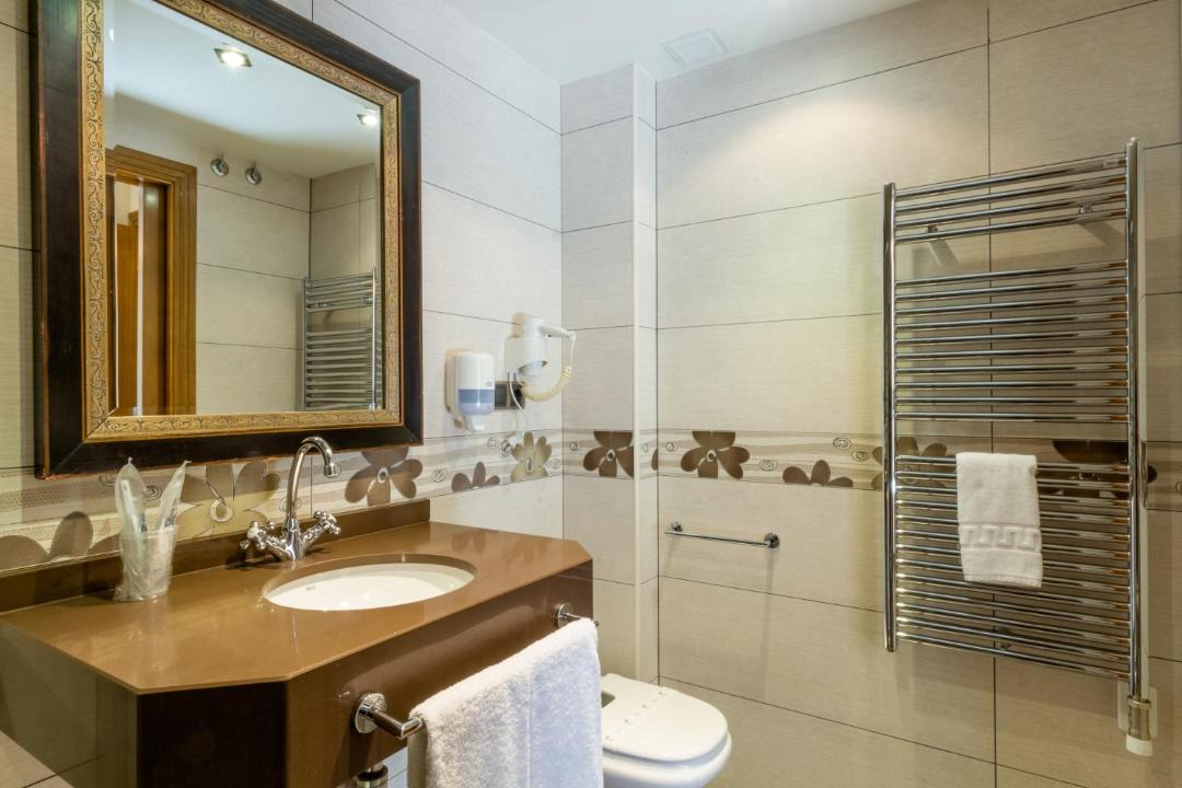 Photo of Bathroom in Buira