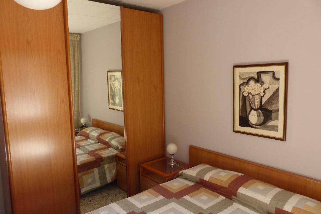 Photo of Bedroom in Campdevanol
