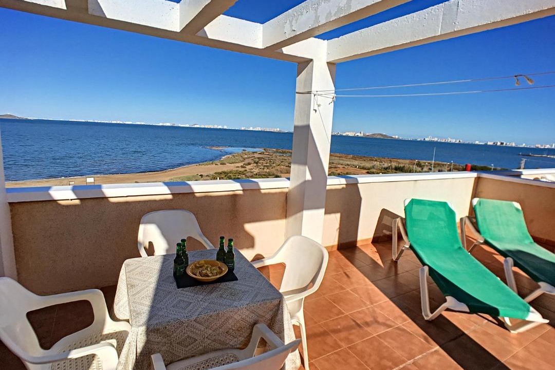 Photo of Patio Balcony in Los Nietos